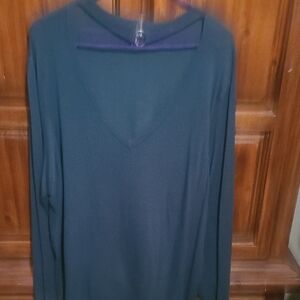 Dark Green V-Neck Long Sleeve Top